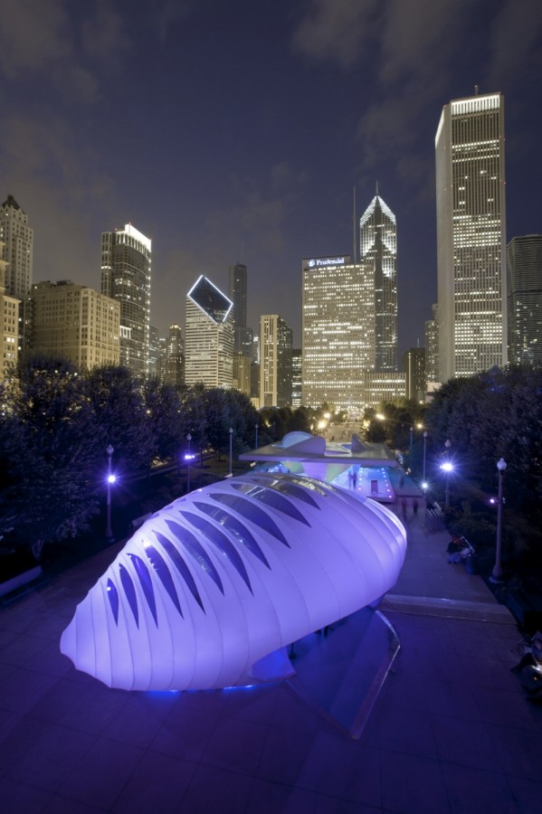 1251161070-zha-burnham-pavilion-4278a Images courtesy of Zaha Hadid Architects © Michelle Litvin