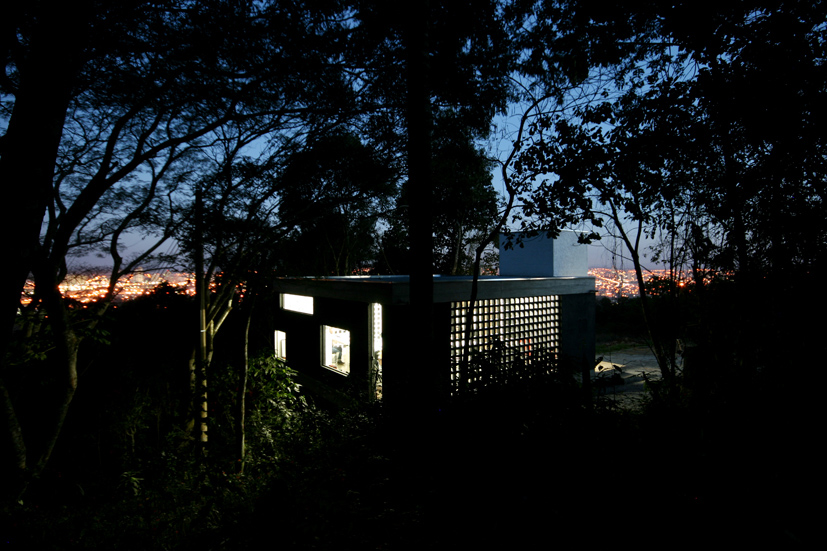 FZA Atelier / Frederico Zanelato Arquitetos