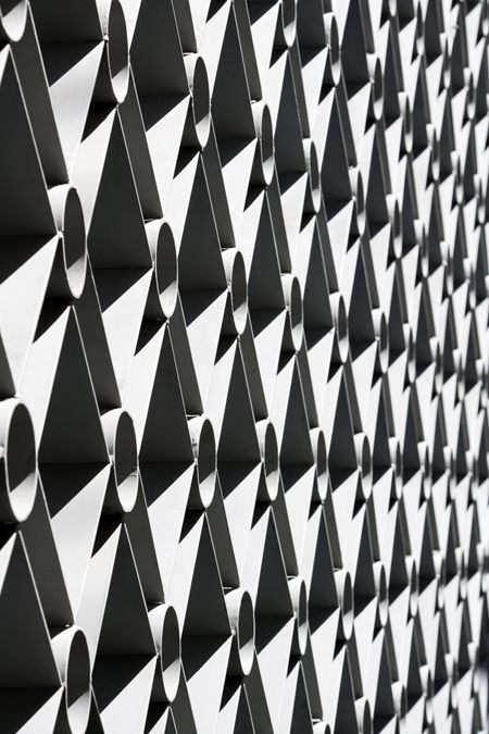 Steel grid detail © Leonardo Finotti Steel grid detail © Leonardo Finotti