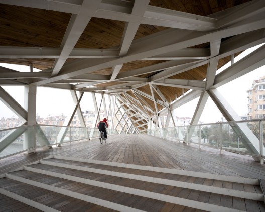 _n5t7362 _n5t7362 © Nacasa & Partners
