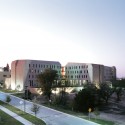 St Edwards Residences and Dining Hall St Edwards Residences and Dining Hall © Cristobal Palma