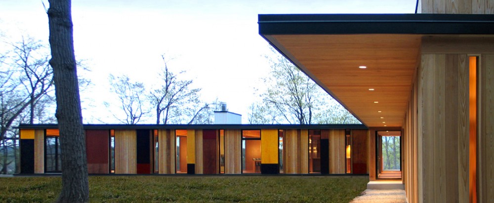 Camouflage House / Johnsen Schmaling Architects
