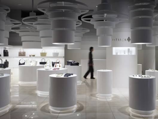 Patrick Cox shop / Sinato