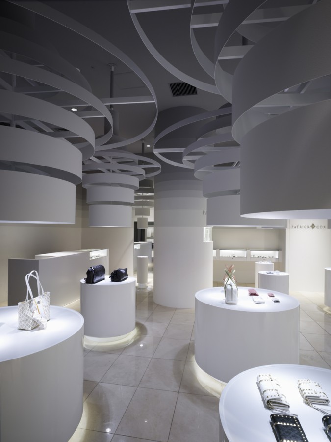 Patrick Cox shop / Sinato