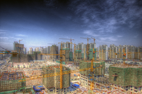 1251857630-construction Photo by Jakob Montrasio