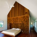 1251989535-master-bedroom 1251989535-master-bedroom