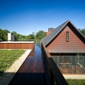 1251989546-roof 1251989546-roof