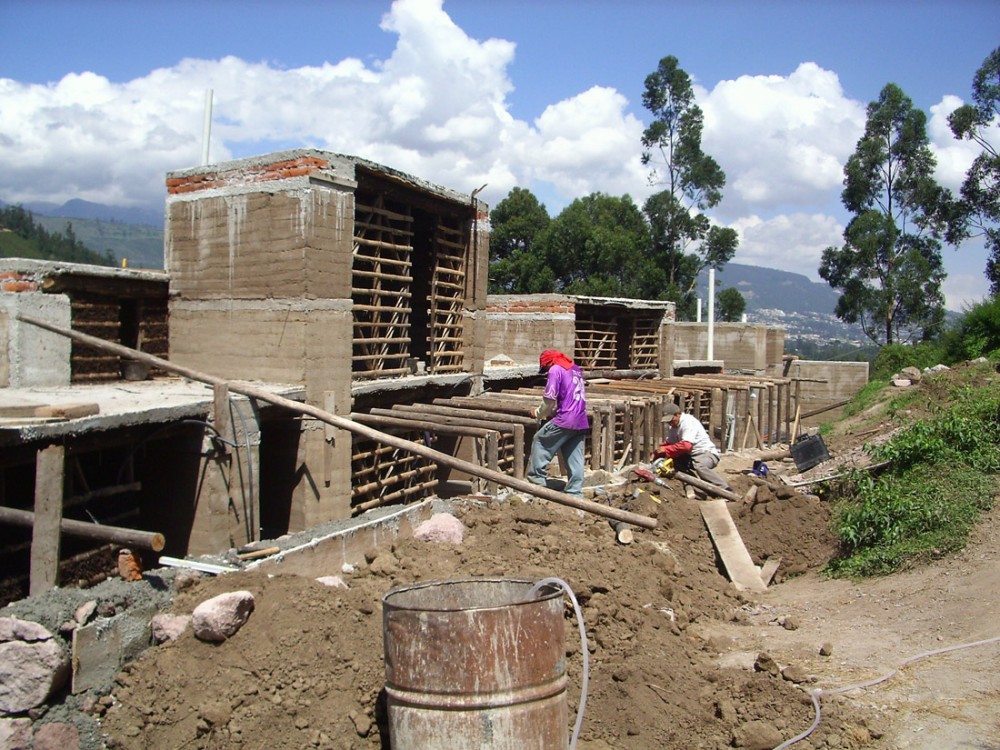 1252418190-1251120746-c-construccion-con-tapial-003 rammed earth construction © David Barragán