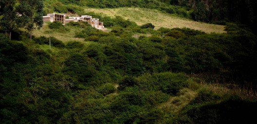 1252418291-1251120899-d-exterior-001 © Raed Gindeya