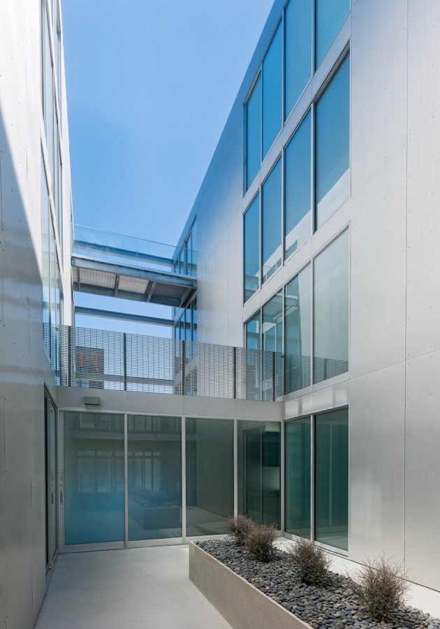 1234 Howard Street / Stanley Saitowitz | Natoma Architects