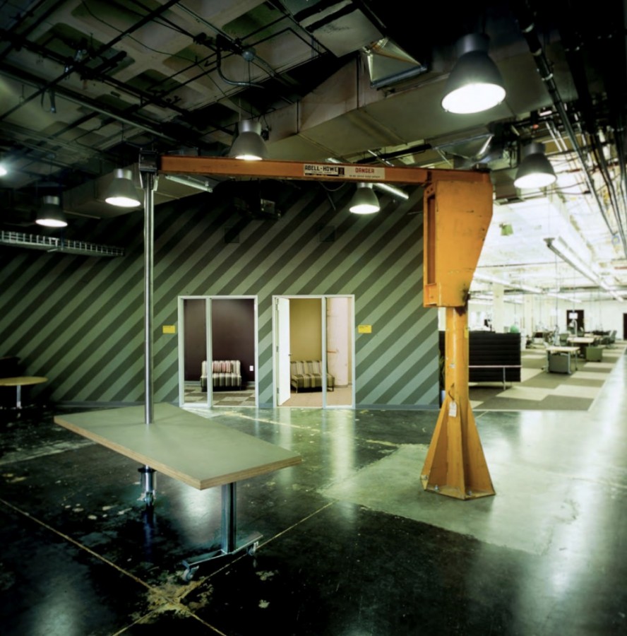 1252464959-facebook-offices-palo-alto-04 1252464959-facebook-offices-palo-alto-04