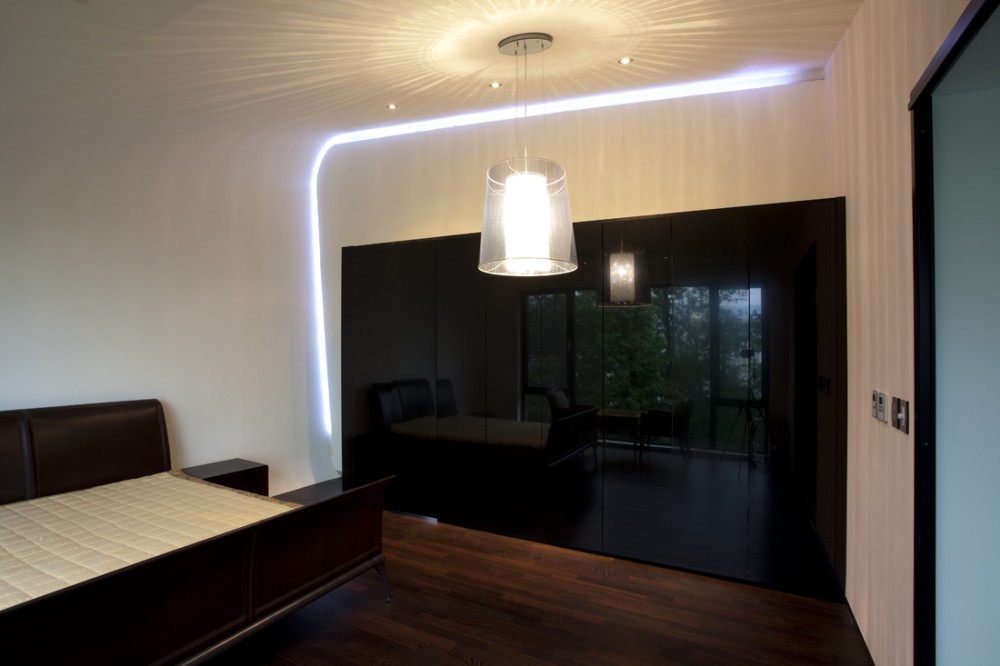 Z-house / Hohyun Park + Hyunjoo Kim