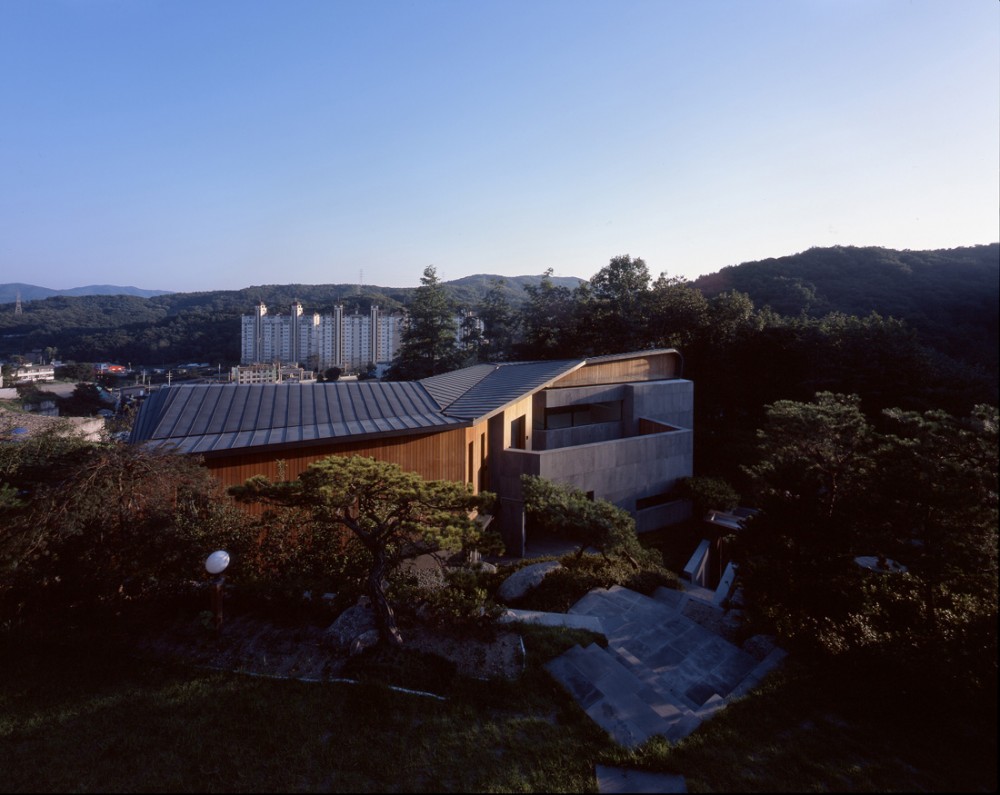 Z-house / Hohyun Park + Hyunjoo Kim