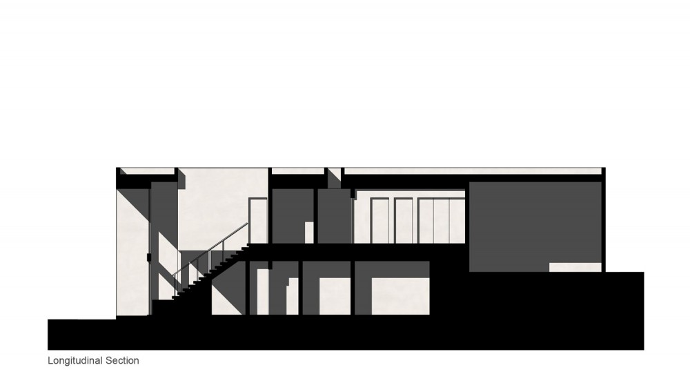1252533053-section section