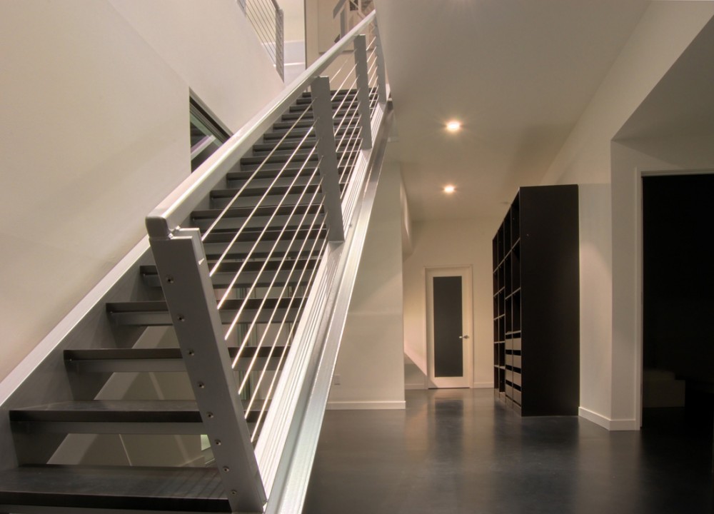 1252692427-stair2 1252692427-stair2