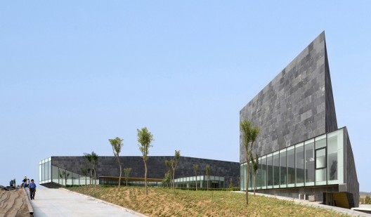 1253022372-exterior-view-1photography-ruogu-zhou © Ruogu Zhou