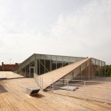 1253032672-tank-architectes-mediatheque-proville-06
