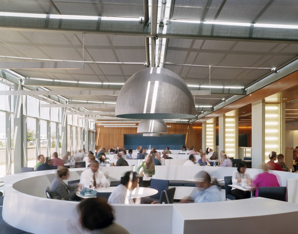 1253047642-cb-cafeteriadiningarea 1253047642-cb-cafeteriadiningarea