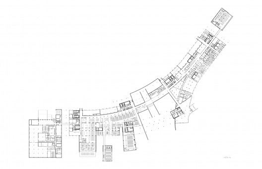 1253047739-cb-ground-nocolor ground floor plan