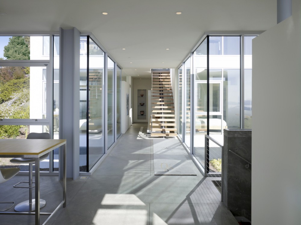 Oakland Hills Residence © Tim Griffith