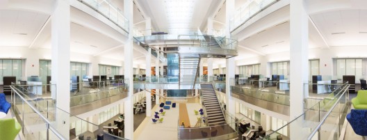 KAUST Research Laboratory Building interior atrium © 2009 J.B. Picoulet – S. Lourié KAUST Research Laboratory Building interior atrium © 2009 J.B. Picoulet – S. Lourié