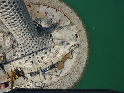 P1000640 KAUST Construction, Breakwater Beacon