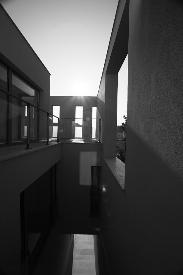e_G6I9322 e_G6I9322