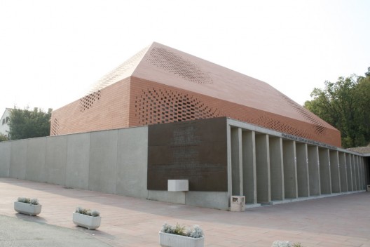 IMG_0045 Pope John Paul II Chapel / Randic Turato