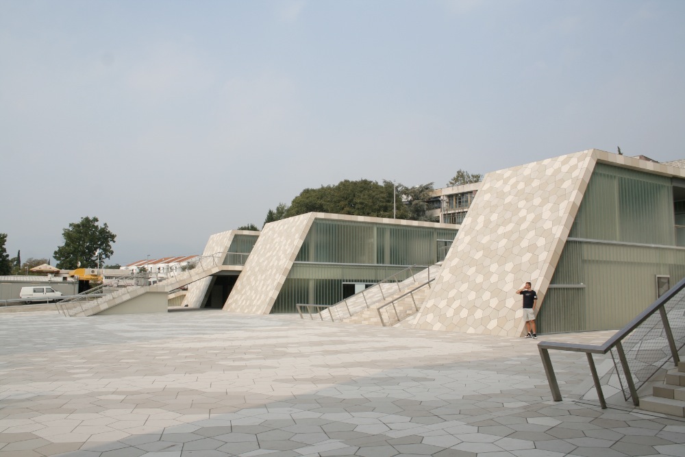 IMG_0065 Zamet Center / 3LHD