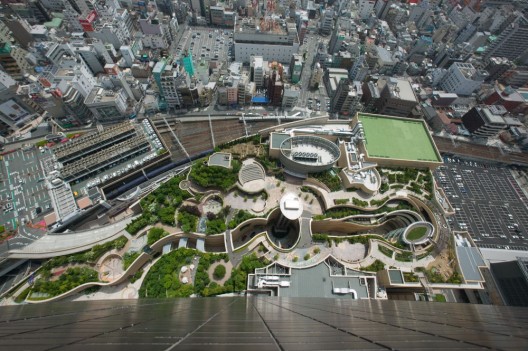 12445_3_namba3big