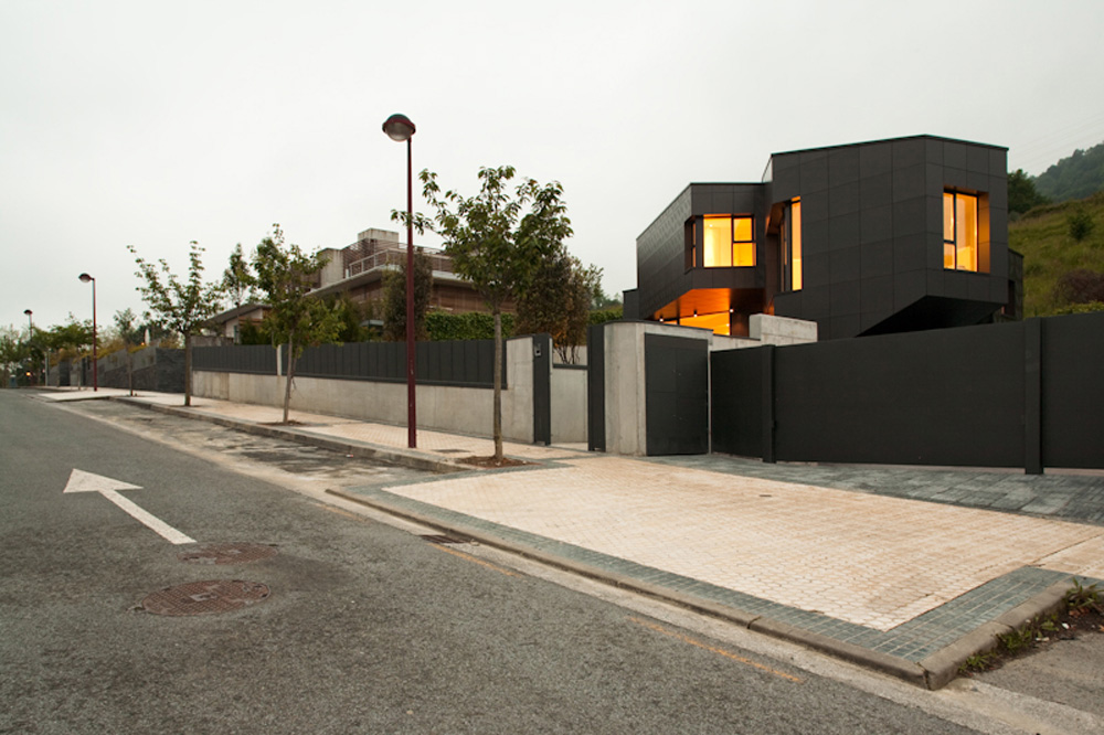 qhouse_exterior_06 © Ricardo Loureiro