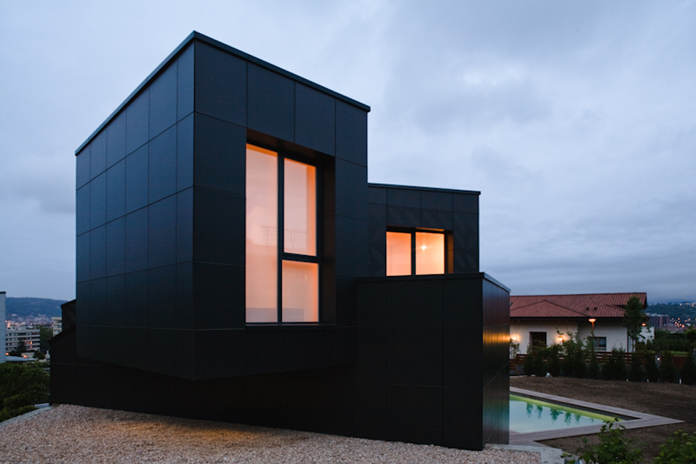 qhouse_exterior_18 © Ricardo Loureiro