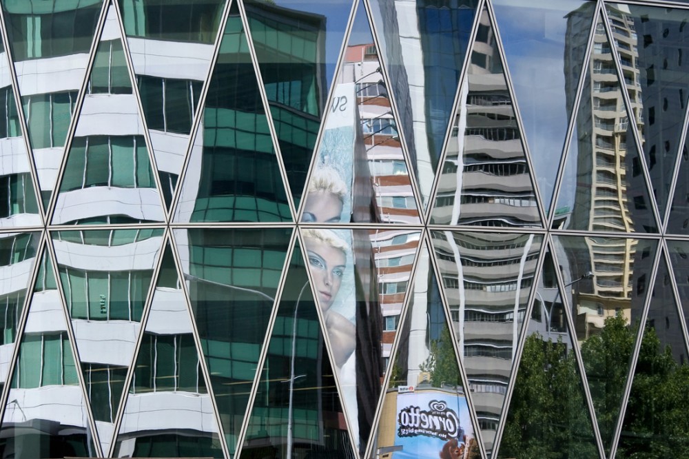 Close Facade Close Facade