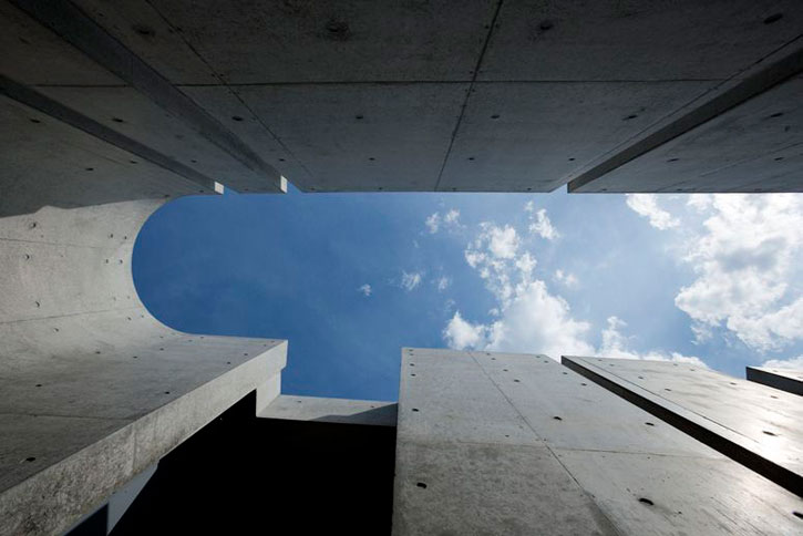 slithouse-eastern-design-studio_yatzer_2 © Koichi Torimura
