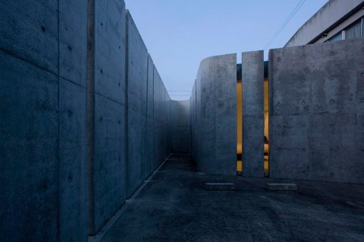 slithouse-eastern-design-studio_yatzer_7 © Koichi Torimura