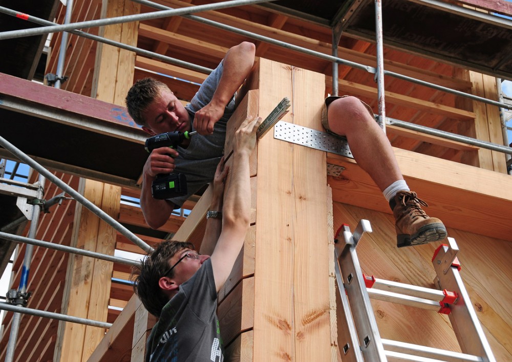 21 Attachment of Wood Siding 21 Attachment of Wood Siding