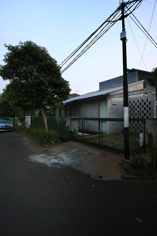 Grey House / SUB. Studio for visionary design