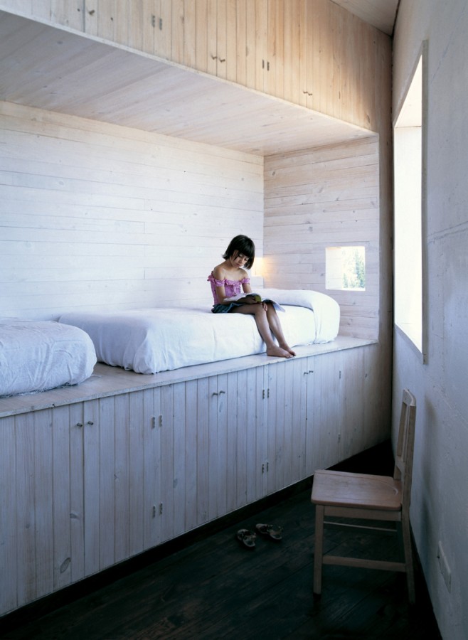 Fosc House / Pezo von Ellrichshausen Architects