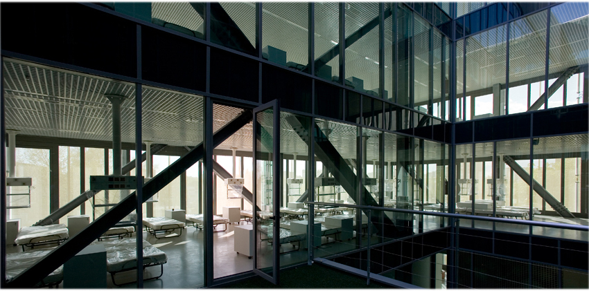 Emergency Terminal / Produkcija 004