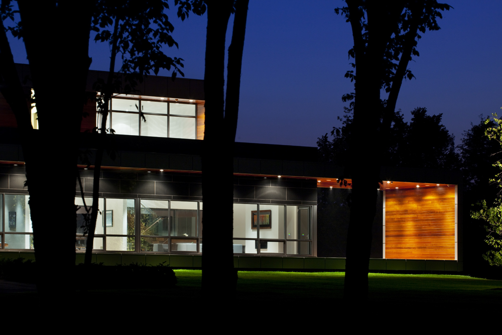 Riverhouse Niagara / Zerafa Studio