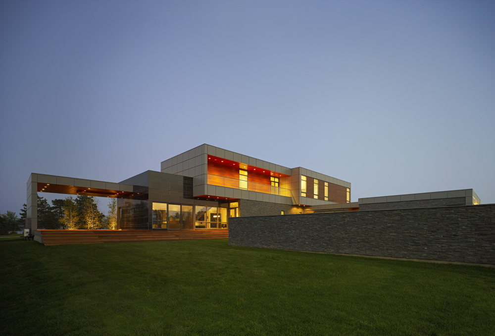 Riverhouse Niagara / Zerafa Studio