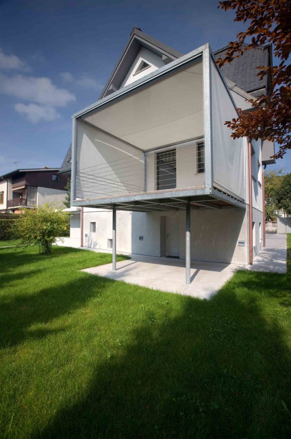 Renovation of an old Ljubljana villa / Arhitektura d.o.o.