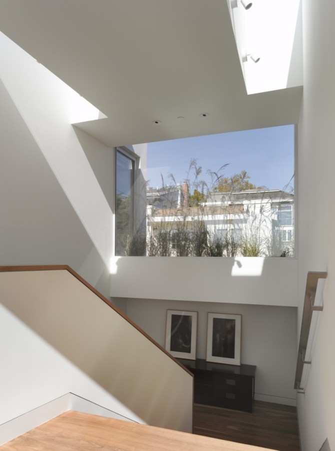 16-stair 16-stair