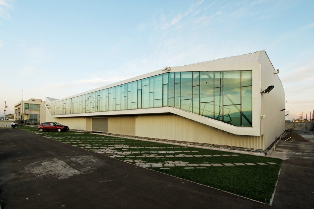 Huanacu Warehouse & Office / tFPS