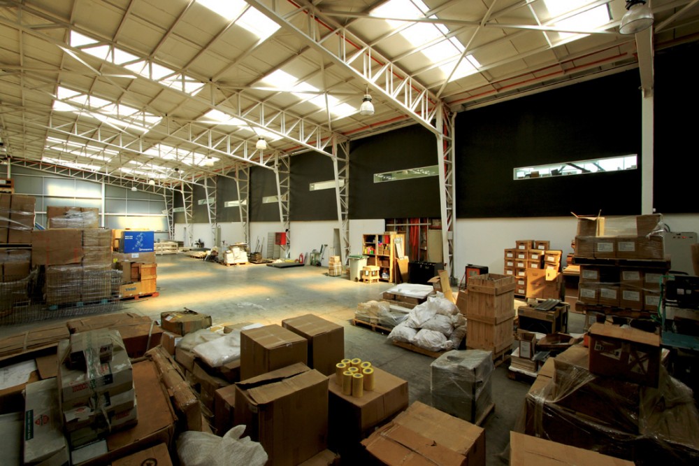 Huanacu Warehouse & Office / tFPS
