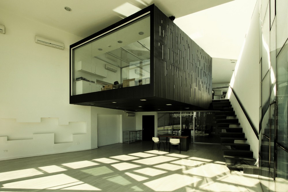 Huanacu Warehouse & Office / tFPS