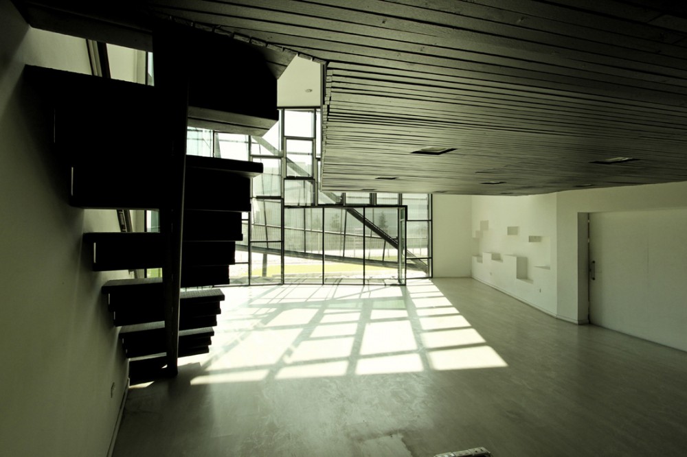 Huanacu Warehouse & Office / tFPS