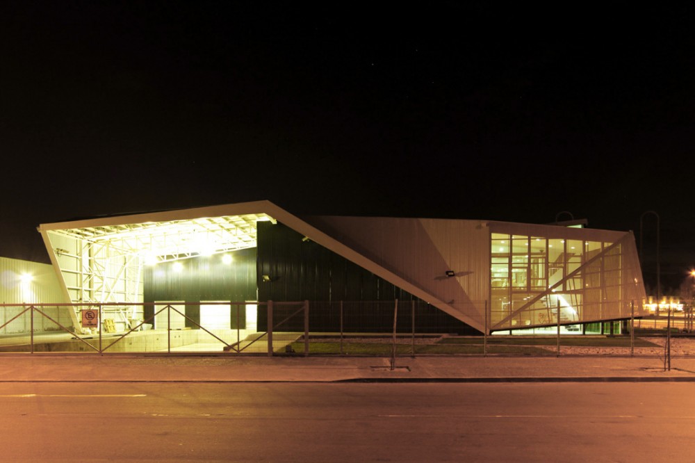 Huanacu Warehouse & Office / tFPS