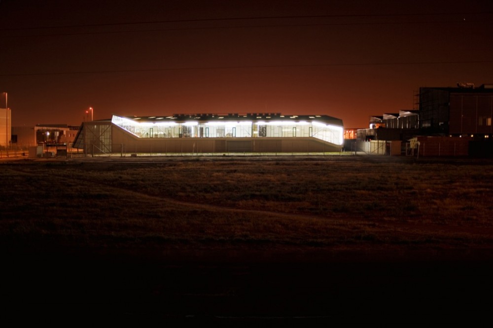 Huanacu Warehouse & Office / tFPS