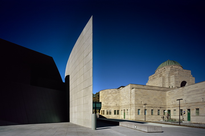 Anzac Hall_07 © John Gollings